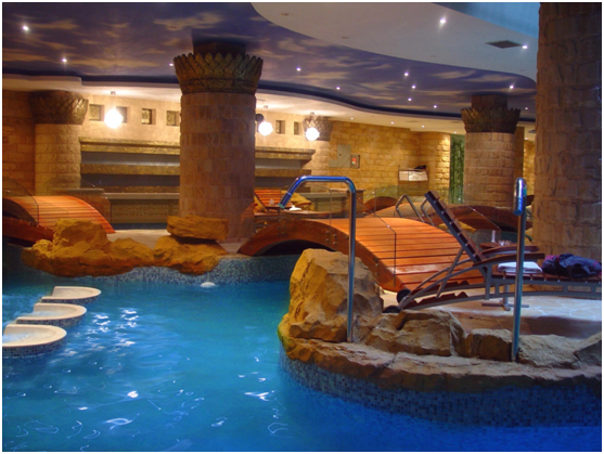 温泉水处置惩罚与通俗游泳池水处置惩罚的区别？