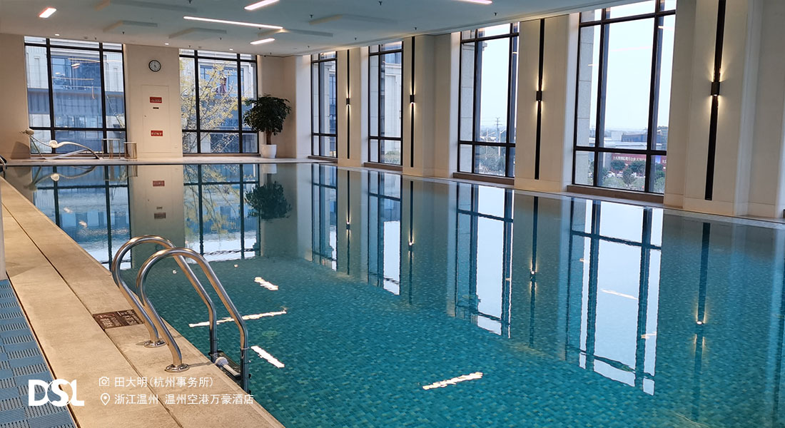 3/3旅馆室内恒温泳池